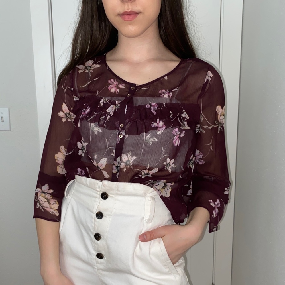 Sheer Blouse - Picture 2 of 3